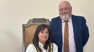 Decorative image, Cllr Goldsack and Cllr Pettitt new chair